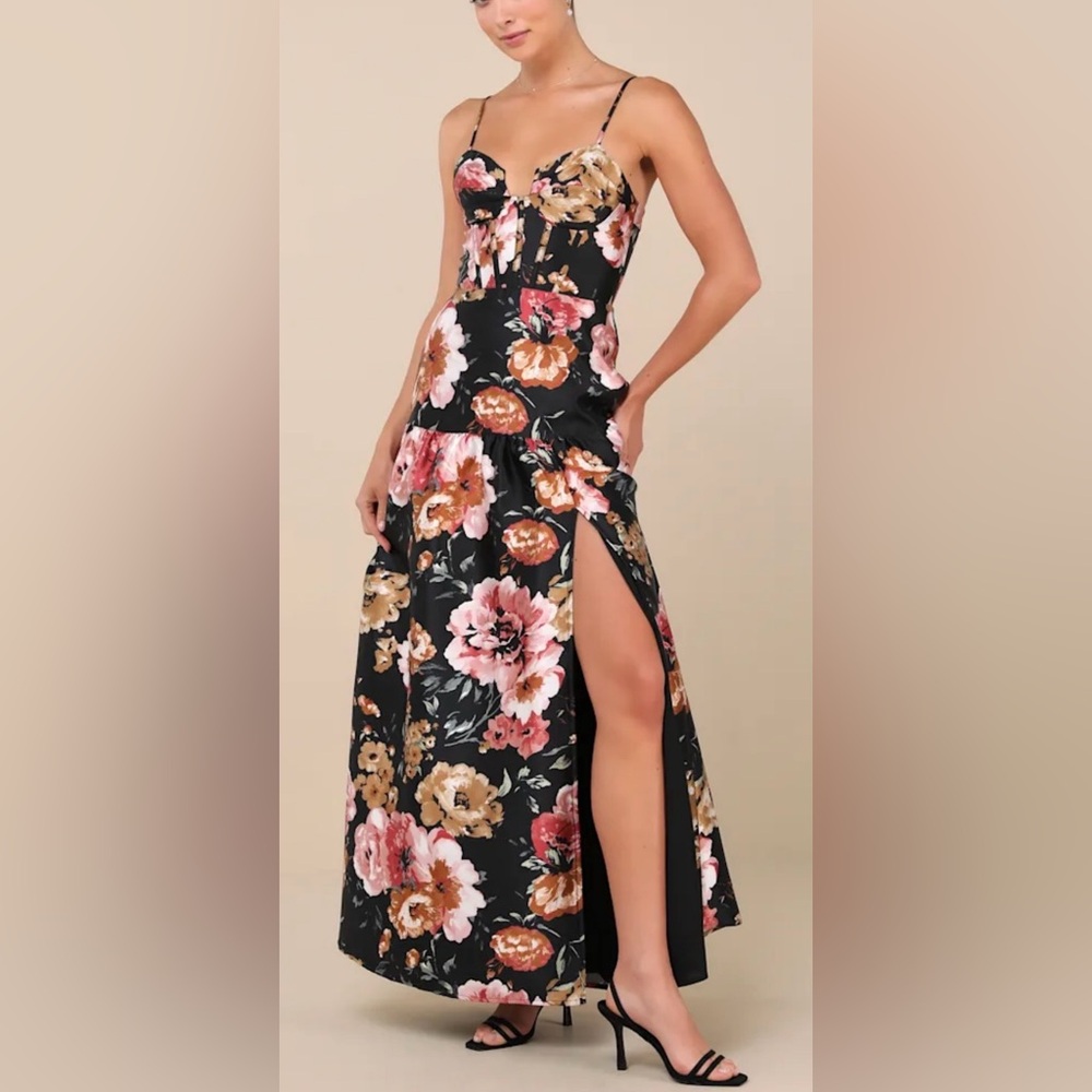 NWT Confident Delight Black Floral Tiered Bustier Maxi‎ Party Evening Dress XS.